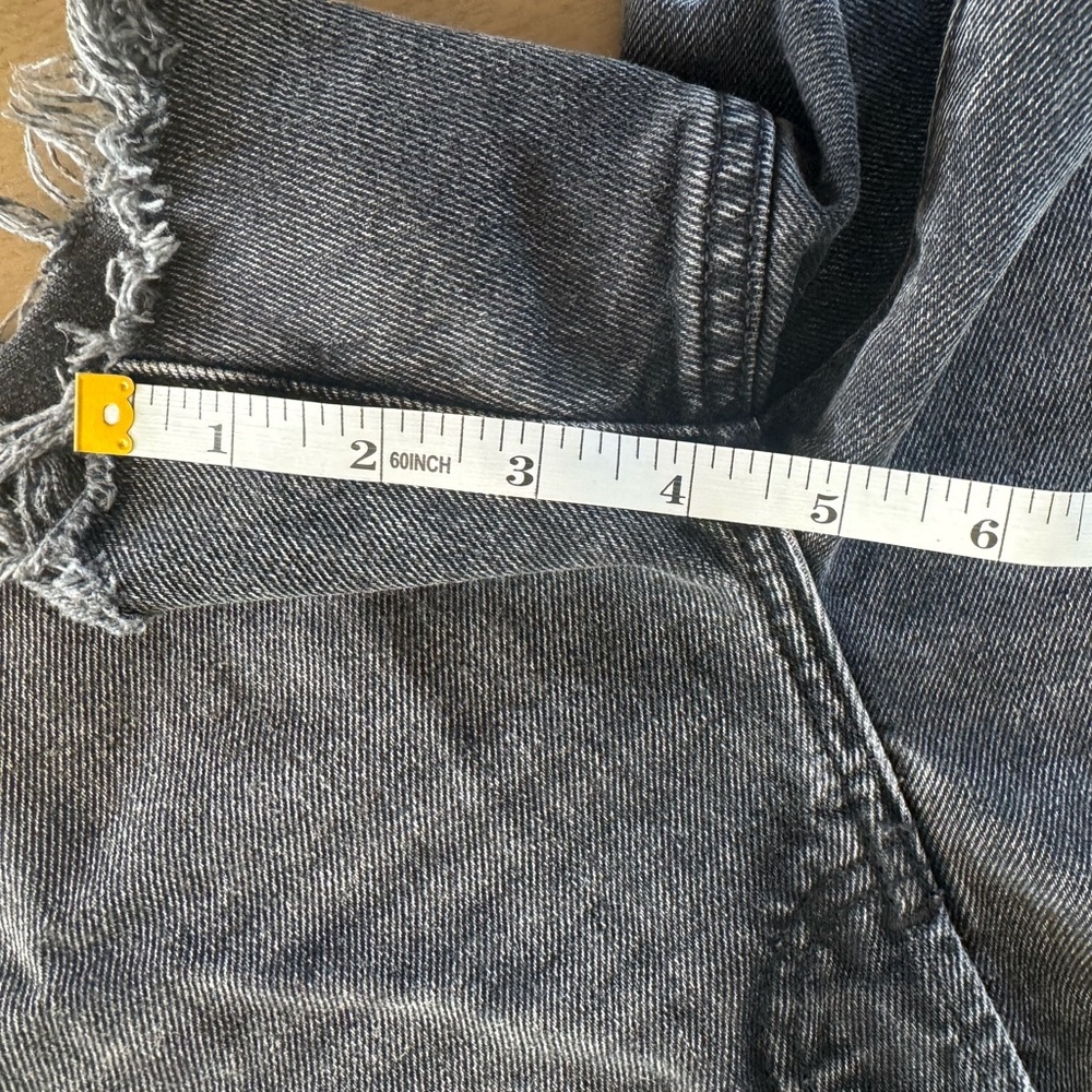 Express Charcoal Black Frayed Distressed Denim Button Fly Jean Shorts - Picture 8 of 9